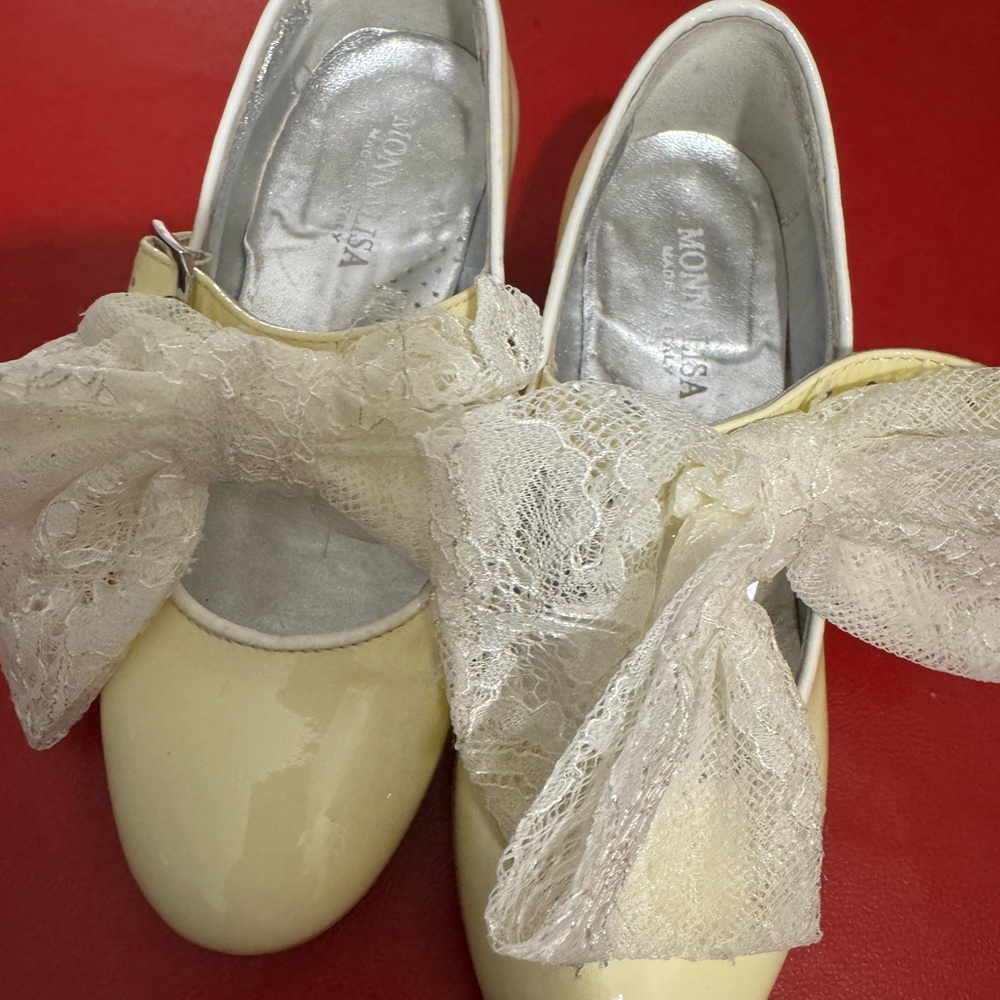 MonnaLisa Cream Patent Lace Bow Mary Jane Flats